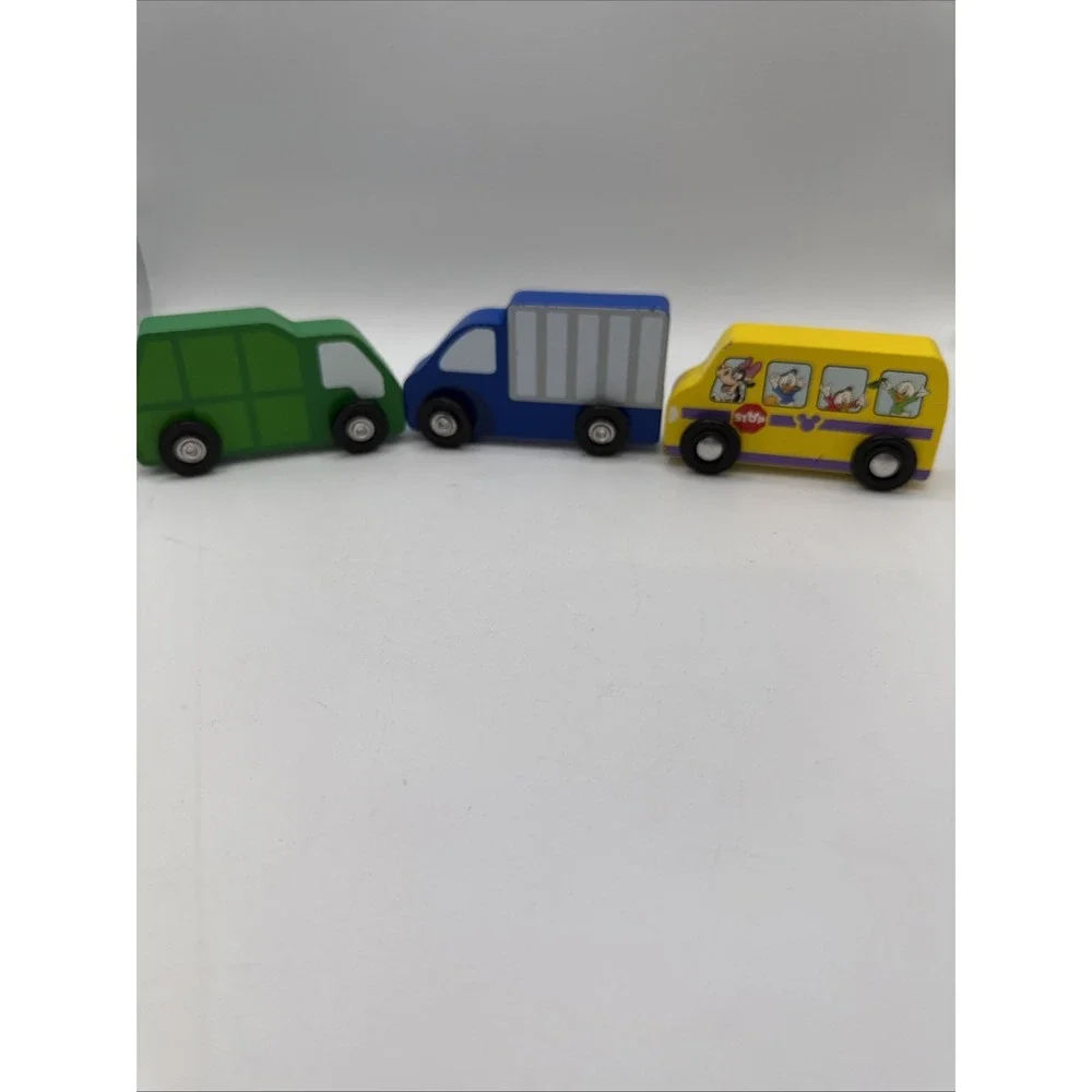 Melissa & Doug Wooden Cars Lot of 3‎ Vehicles